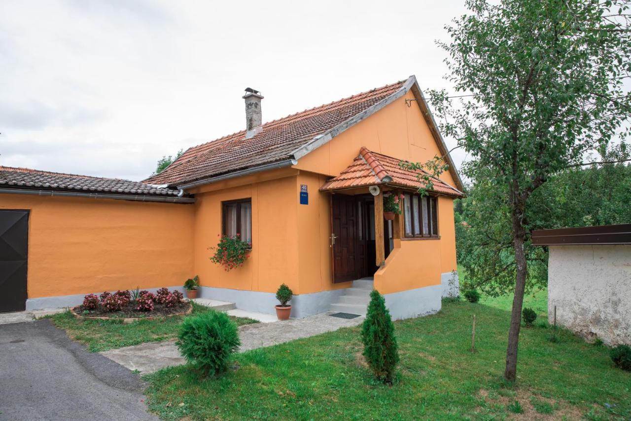 Kuca Za Odmor Jagnjic Apartman Josipdol Kültér fotó